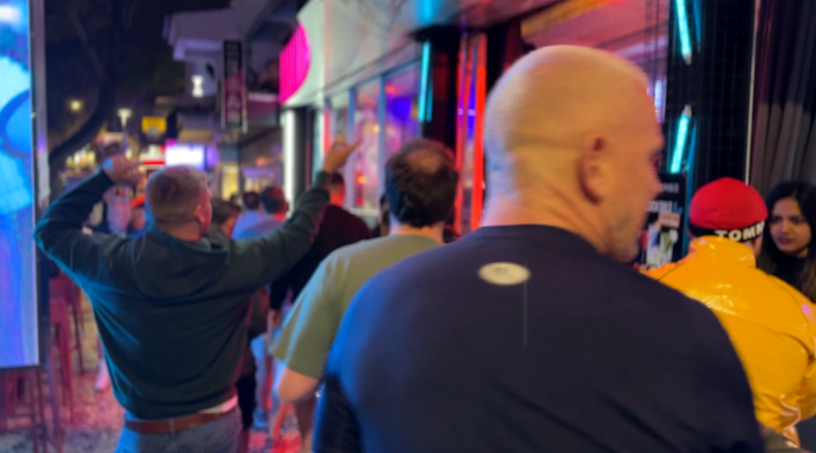 Albufeira Nightlife Experience